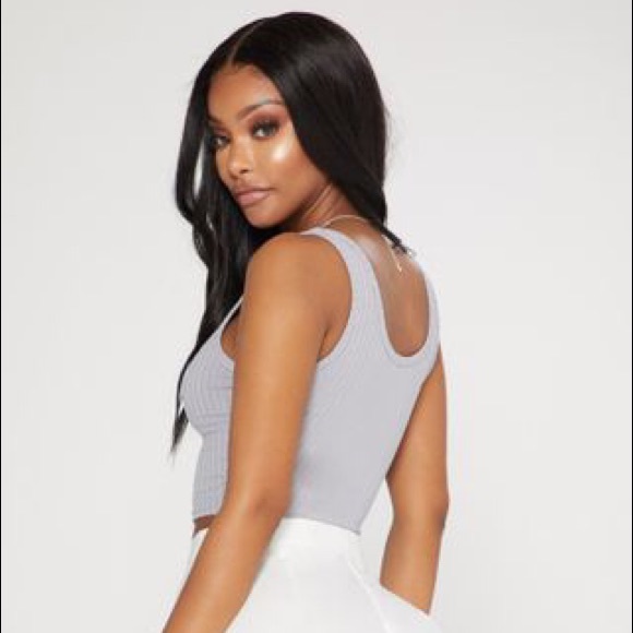 NWT Pretty Little Thing Grey Ribbed Crop Top - Picture 3 of 3